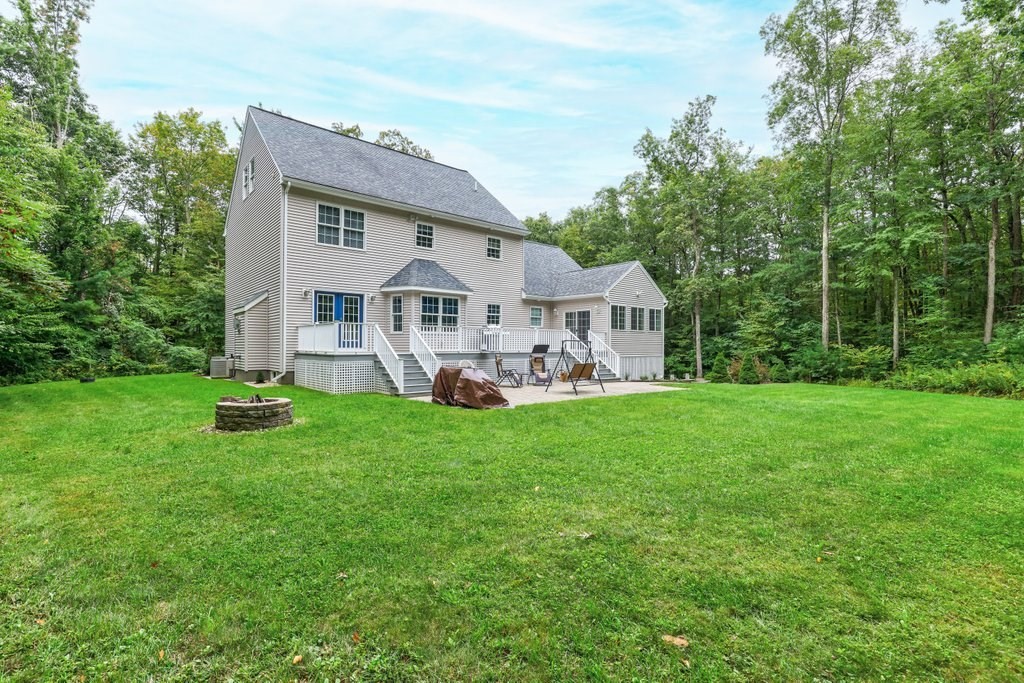 61 Osgood Road Charlton, MA 01507 - Photo 36 of 41