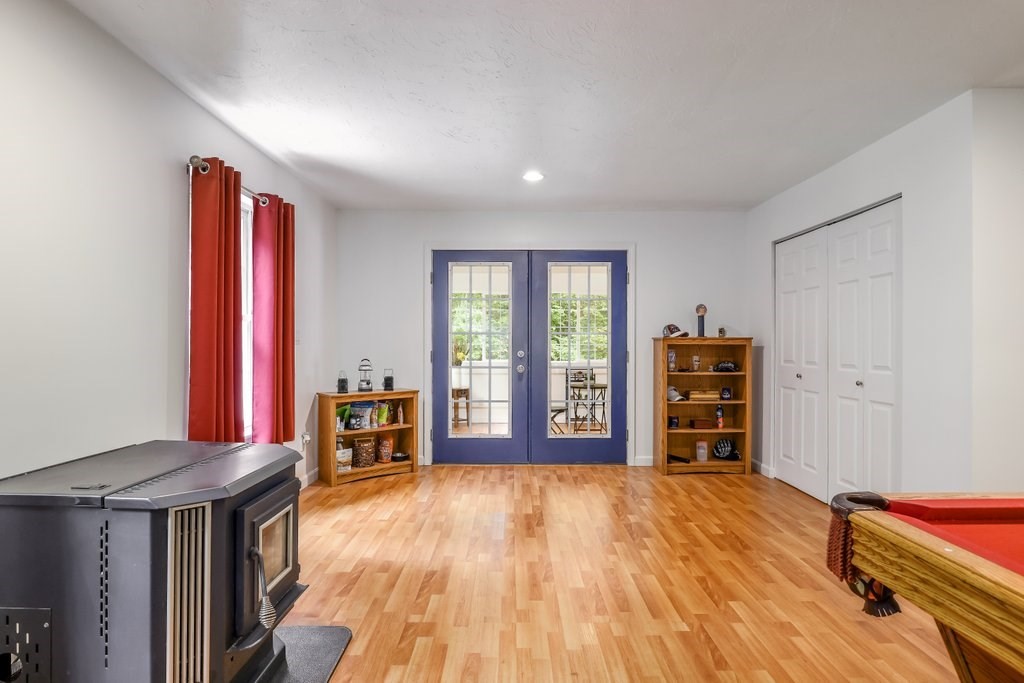 61 Osgood Road Charlton, MA 01507 - Photo 4 of 41