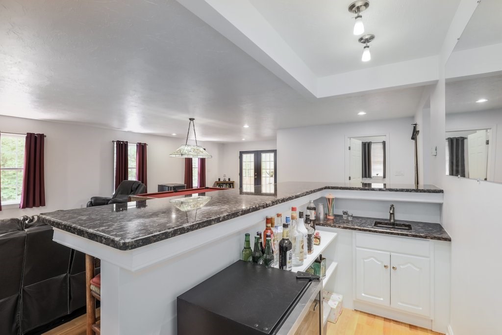 61 Osgood Road Charlton, MA 01507 - Photo 8 of 41