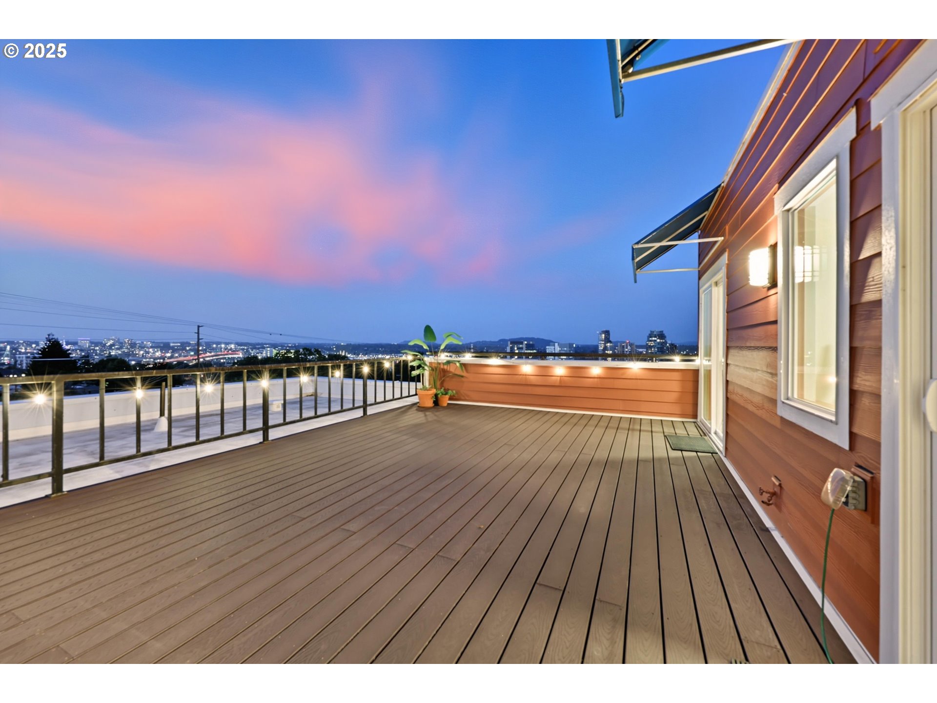 3515 Southwest Barbur Boulevard, Unit Y2 Portland, OR 97239 - Photo 11 of 38