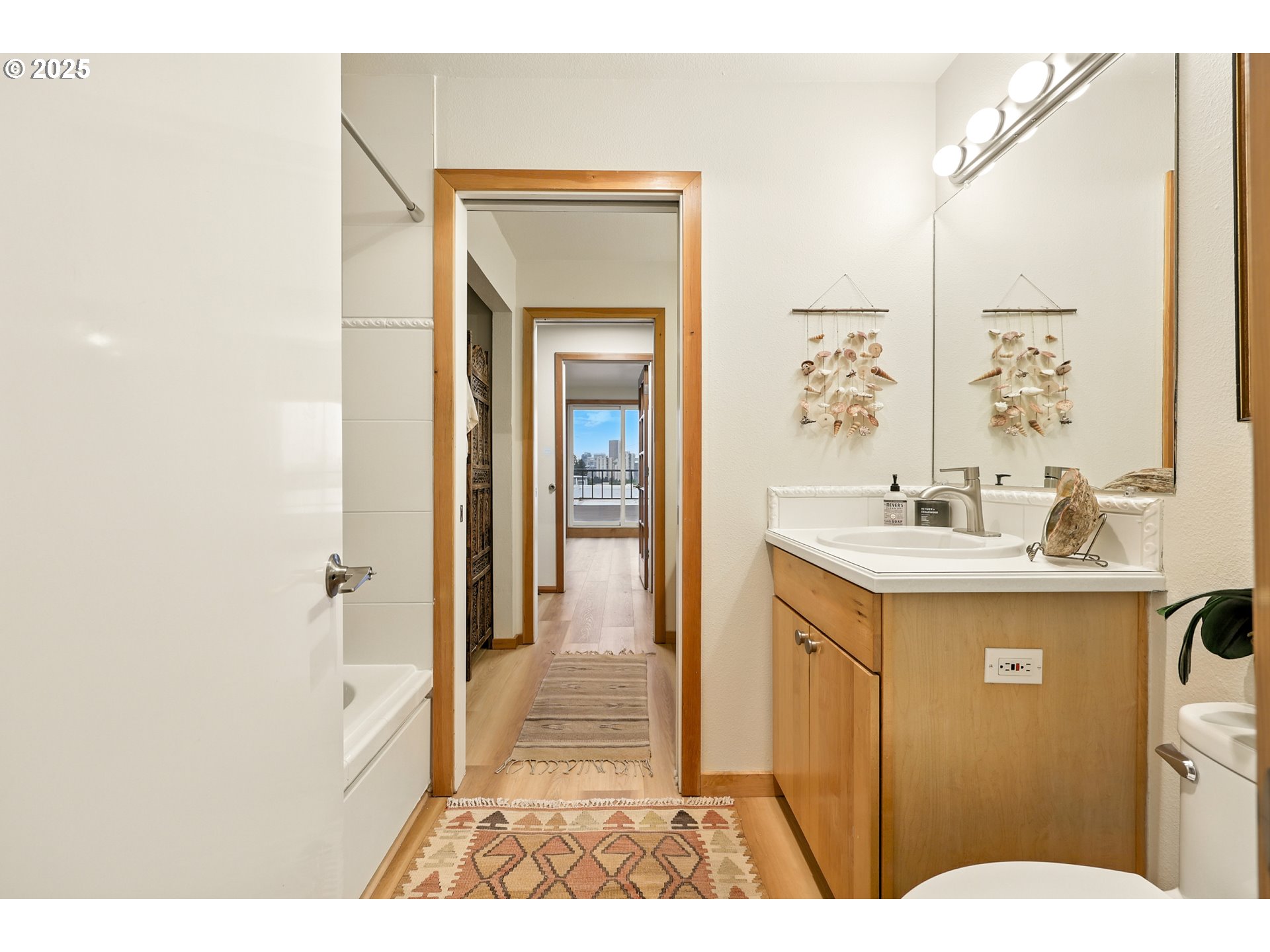 3515 Southwest Barbur Boulevard, Unit Y2 Portland, OR 97239 - Photo 27 of 38