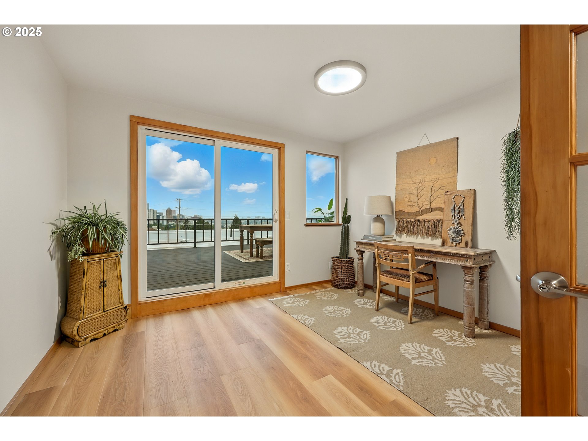 3515 Southwest Barbur Boulevard, Unit Y2 Portland, OR 97239 - Photo 32 of 38