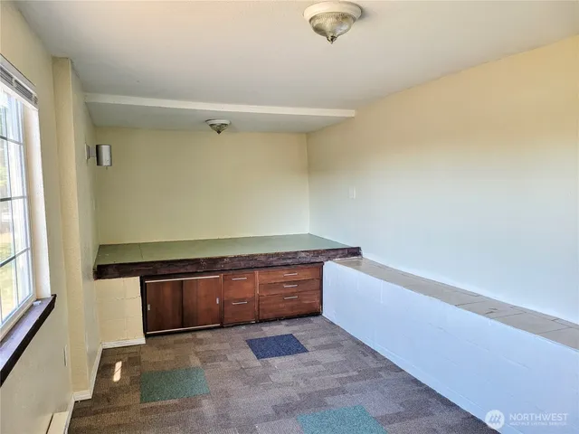 $696,000 | 310 East Ivy Street, Bellingham, WA 98225