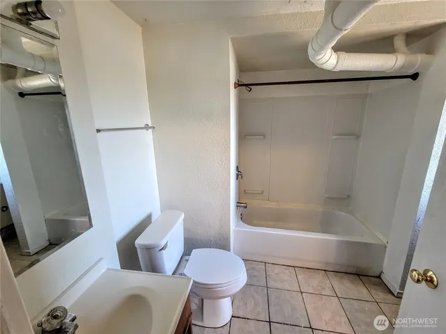 $696,000 | 310 East Ivy Street, Bellingham, WA 98225