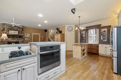 $3,495,000 | 15 Second Pt Road, Moultonborough, NH 03254