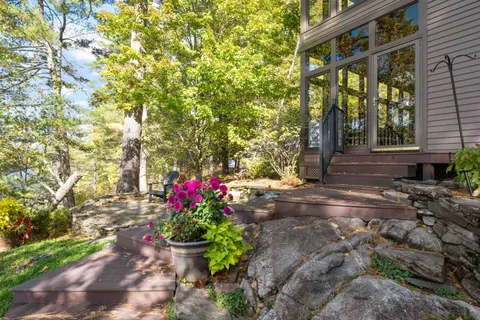 $3,495,000 | 15 Second Pt Road, Moultonborough, NH 03254