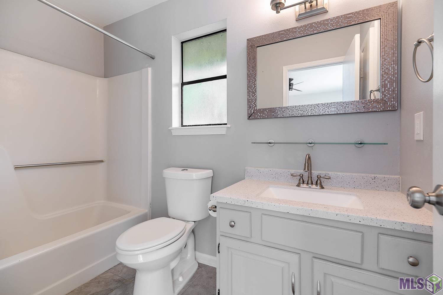 1825 South Brightside View Drive, Unit E Baton Rouge, LA 70820 - Photo 8 of 11