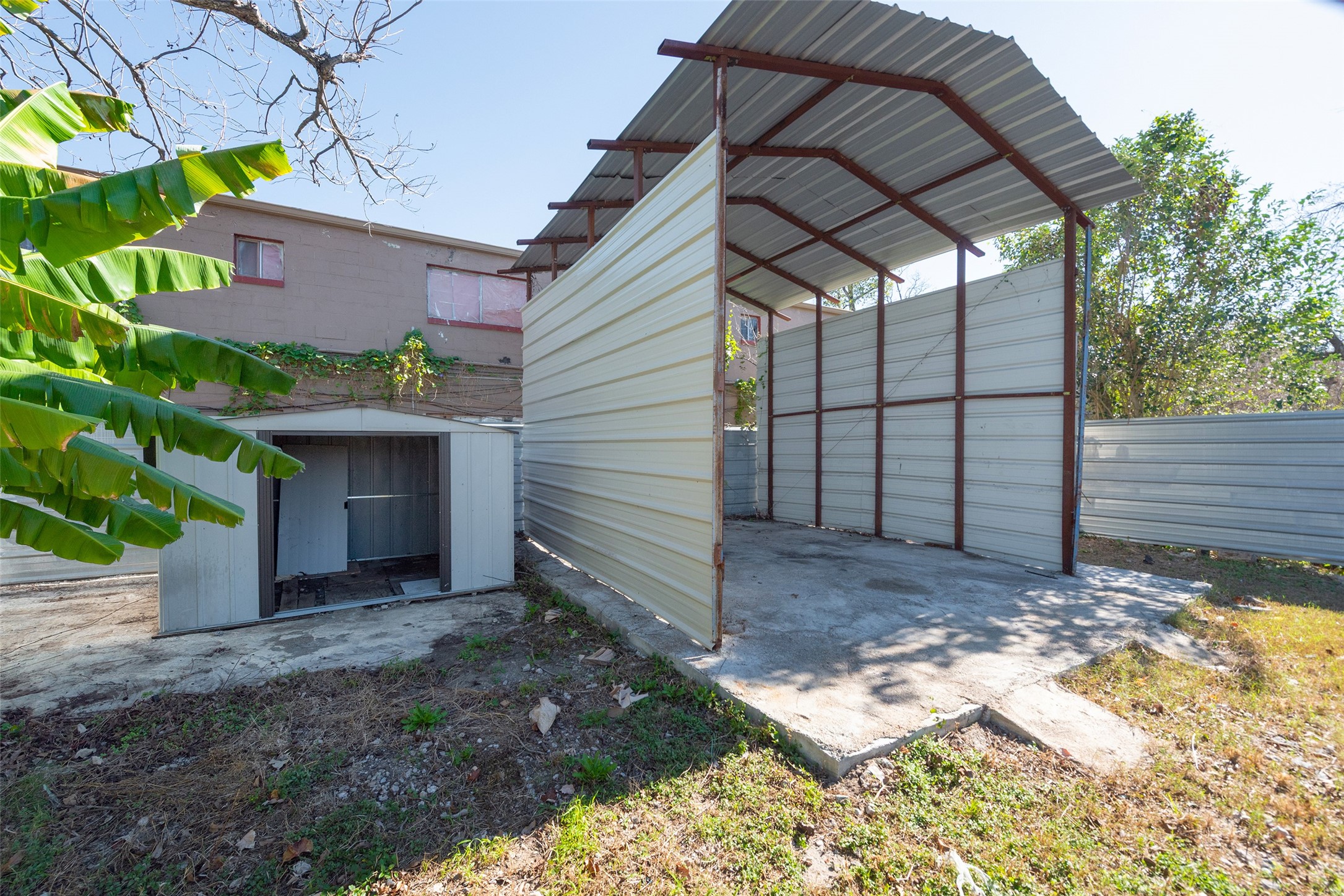 3930 Pickfair Street Houston, TX 77026 - Photo 10 of 19 a view of a house with a yard