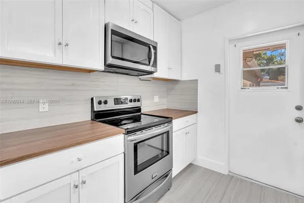$3,200 | 511 Southwest 23rd Avenue, Unit 1, Miami, FL 33135