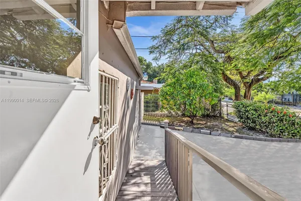 $3,200 | 511 Southwest 23rd Avenue, Unit 1, Miami, FL 33135