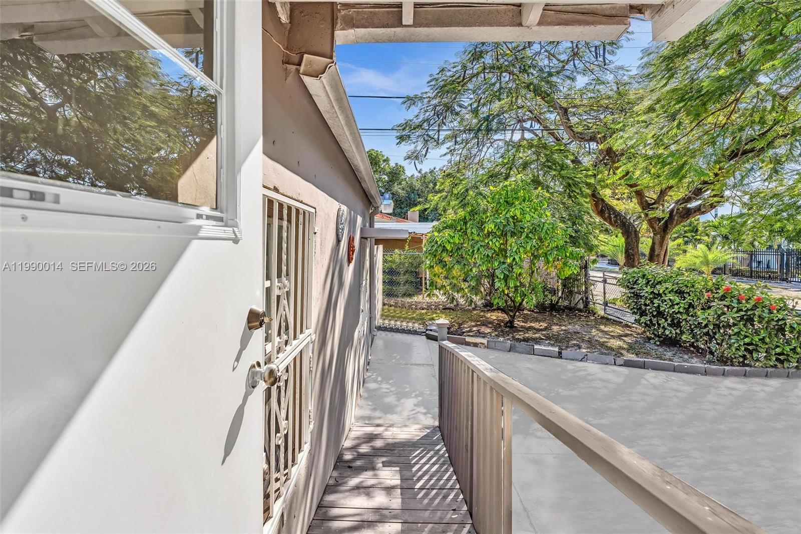 511 Southwest 23rd Avenue, Unit 1 Miami, FL 33135 - Photo 22 of 39