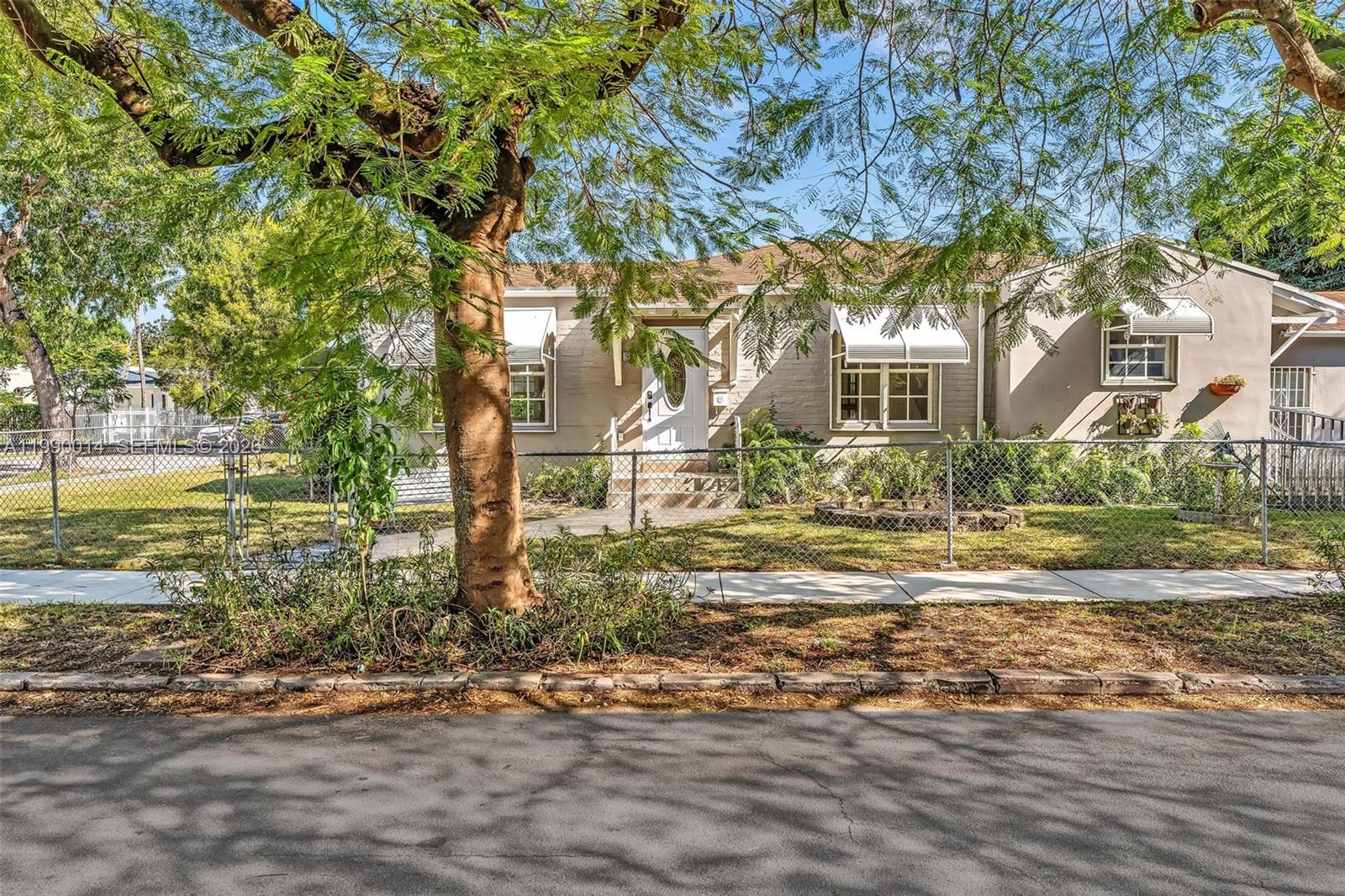 511 Southwest 23rd Avenue, Unit 1 Miami, FL 33135 - Photo 35 of 39