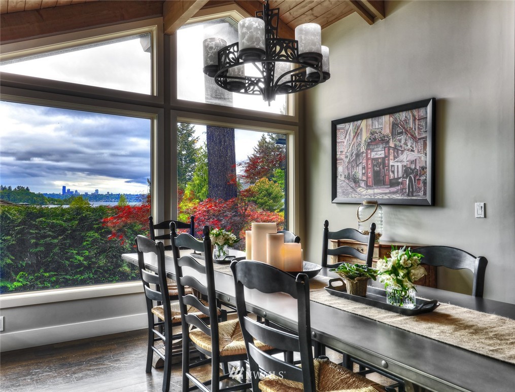 2005 Killarney Way Bellevue, WA 98004 - Photo 5 of 25