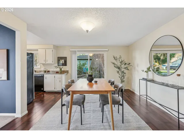 $475,000 | 4526 Southeast Rhodesa Street, Milwaukie, OR 97222