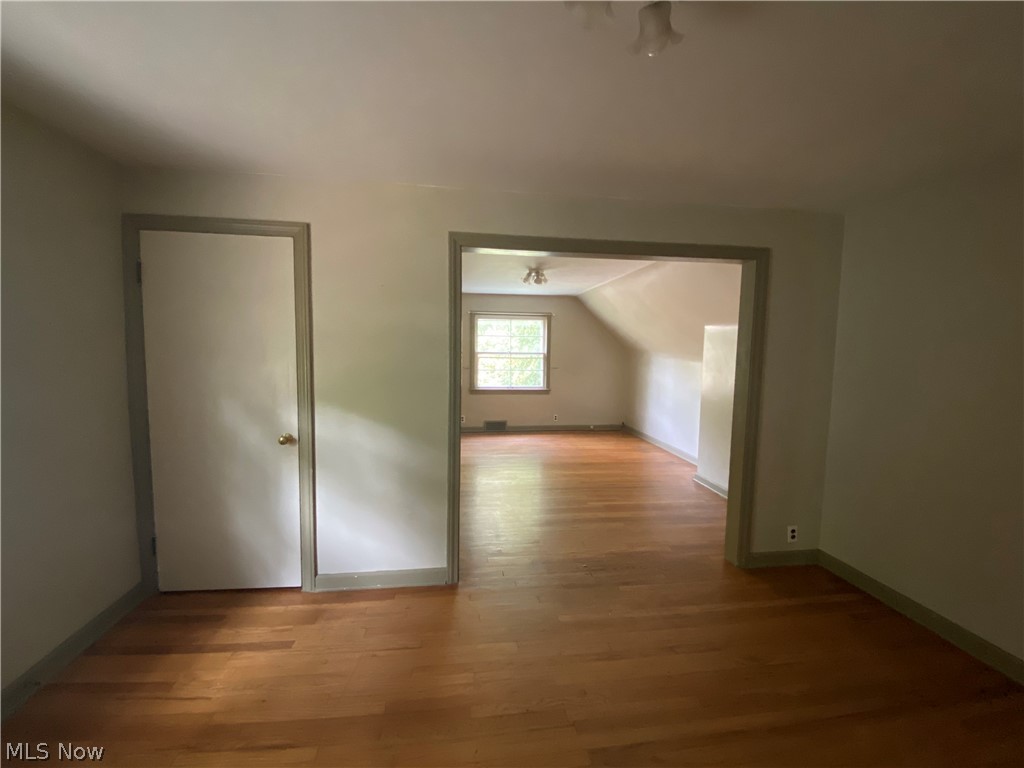 1519 Laclede Road South Euclid, OH 44121 - Photo 20 of 32
