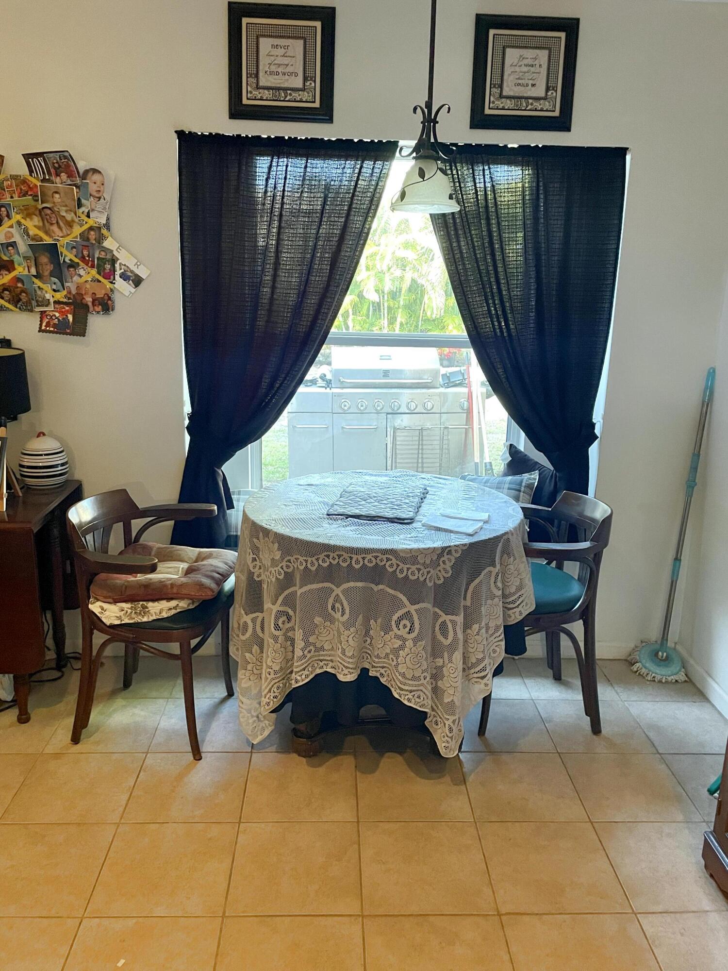 2099 Southwest Del Rio Boulevard Port St. Lucie, FL 34953 - Photo 7 of 21 Breakfast Nook