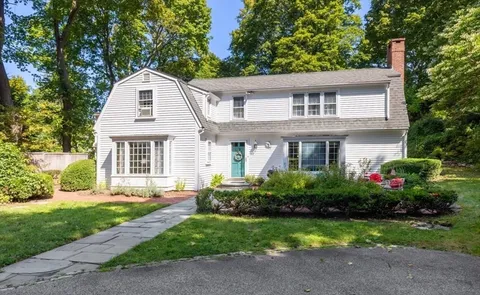 $1,690,000 | 102 Central Street, Hingham, MA 02043