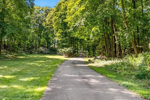 $1,690,000 | 102 Central Street, Hingham, MA 02043