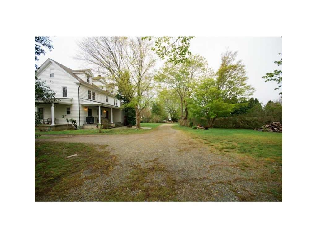 1266 East Main Road Middletown, RI 02842 - Photo 20 of 21 Gallery Image 20
