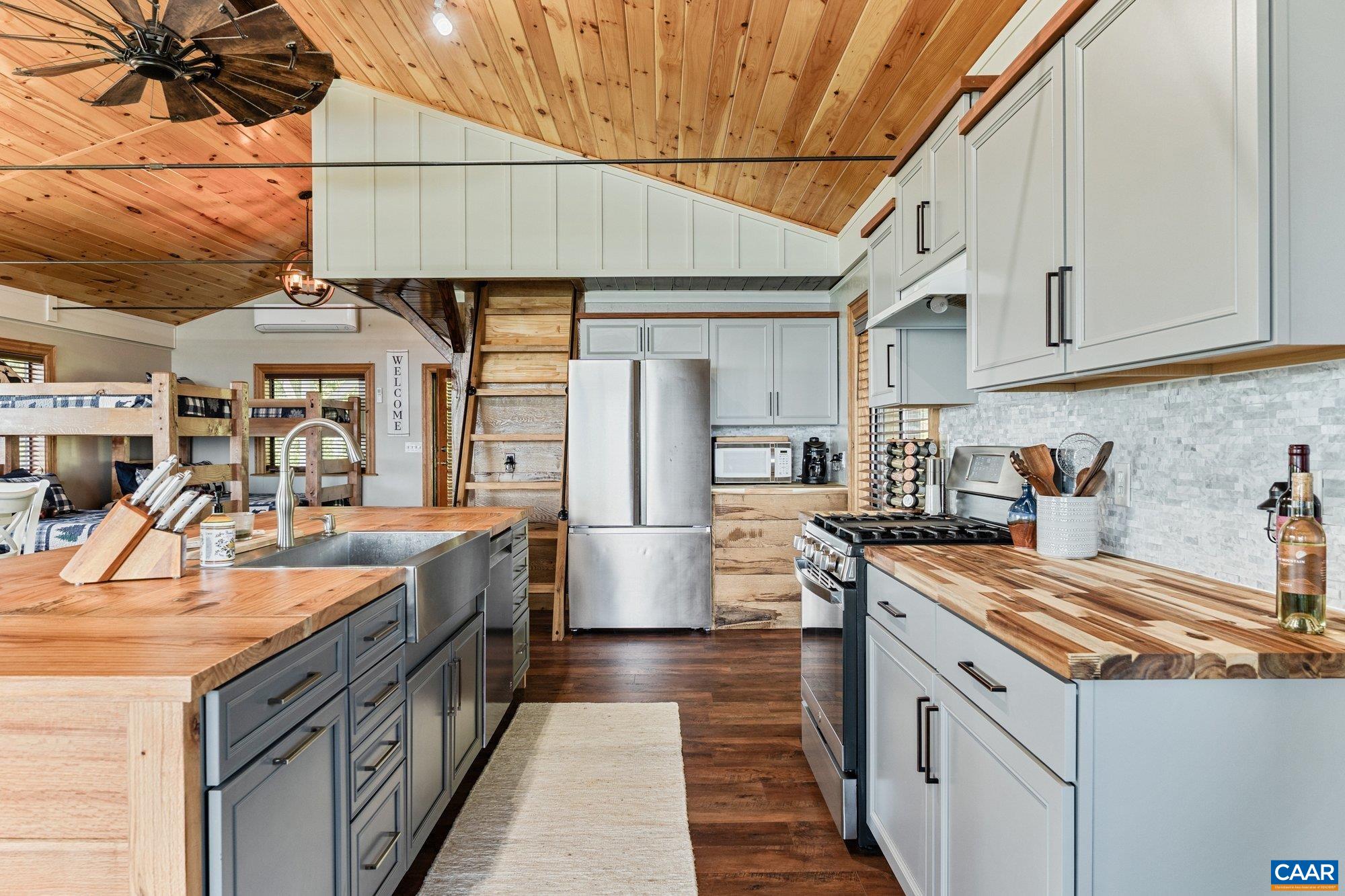 1472 Flattop Mountain Road Free Union, VA 22940 - Photo 39 of 52 Gallery Image 39