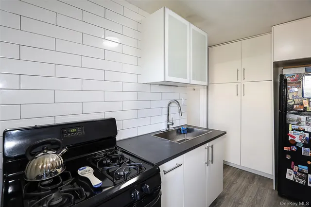 $249,999 | 147-10 84th Road, Unit 6K | Briarwood