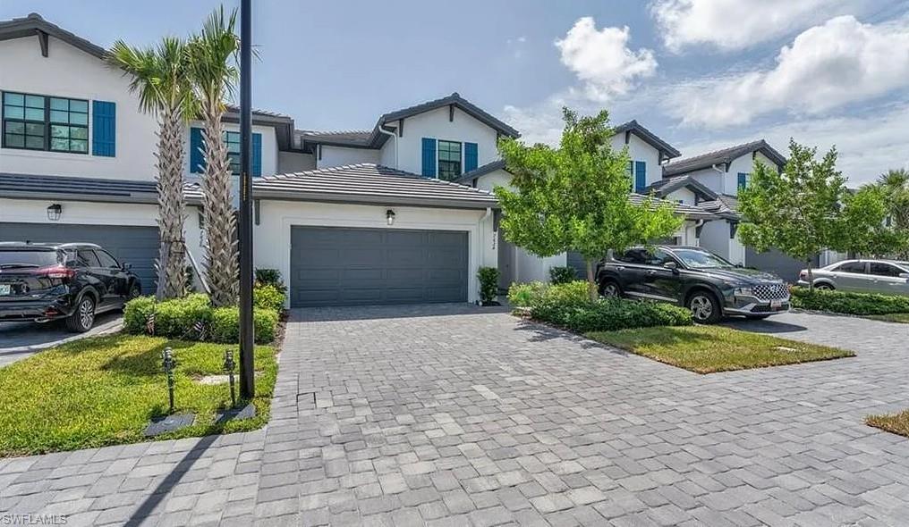 7624 Morgan Way Naples, FL 34119 - Photo 3 of 35