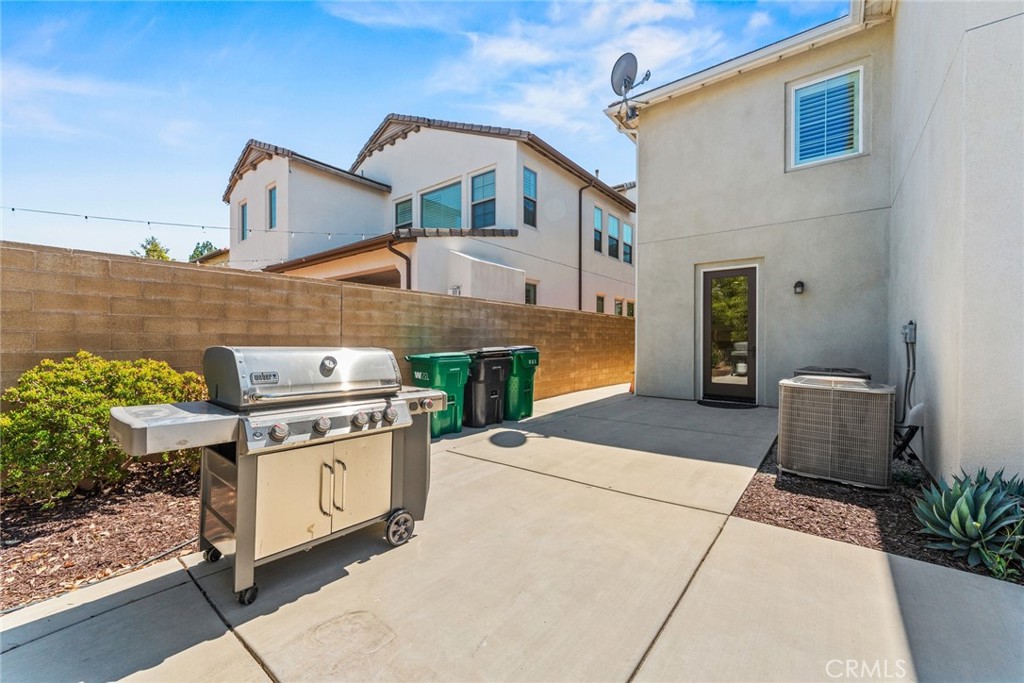 115 Mustard Irvine, CA 92618 - Photo 12 of 74