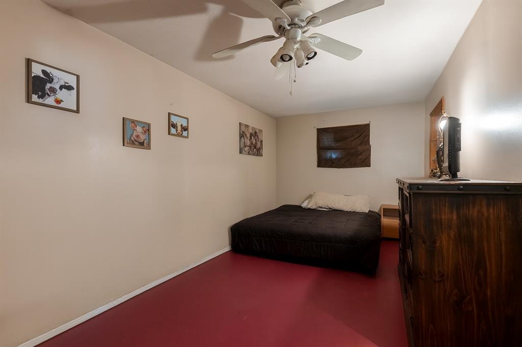 5327 Old Lorena Road Lorena, TX 76655 - Photo 21 of 34 House - Bedroom 2