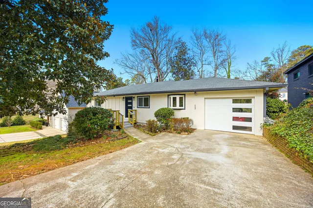 $4,500 | 42 West Belle Isle Road Northeast, Sandy Springs, GA 30342