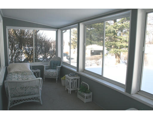 8 Bonad Road Winchester, MA 01890 - Photo 4 of 5 Gallery Image 4