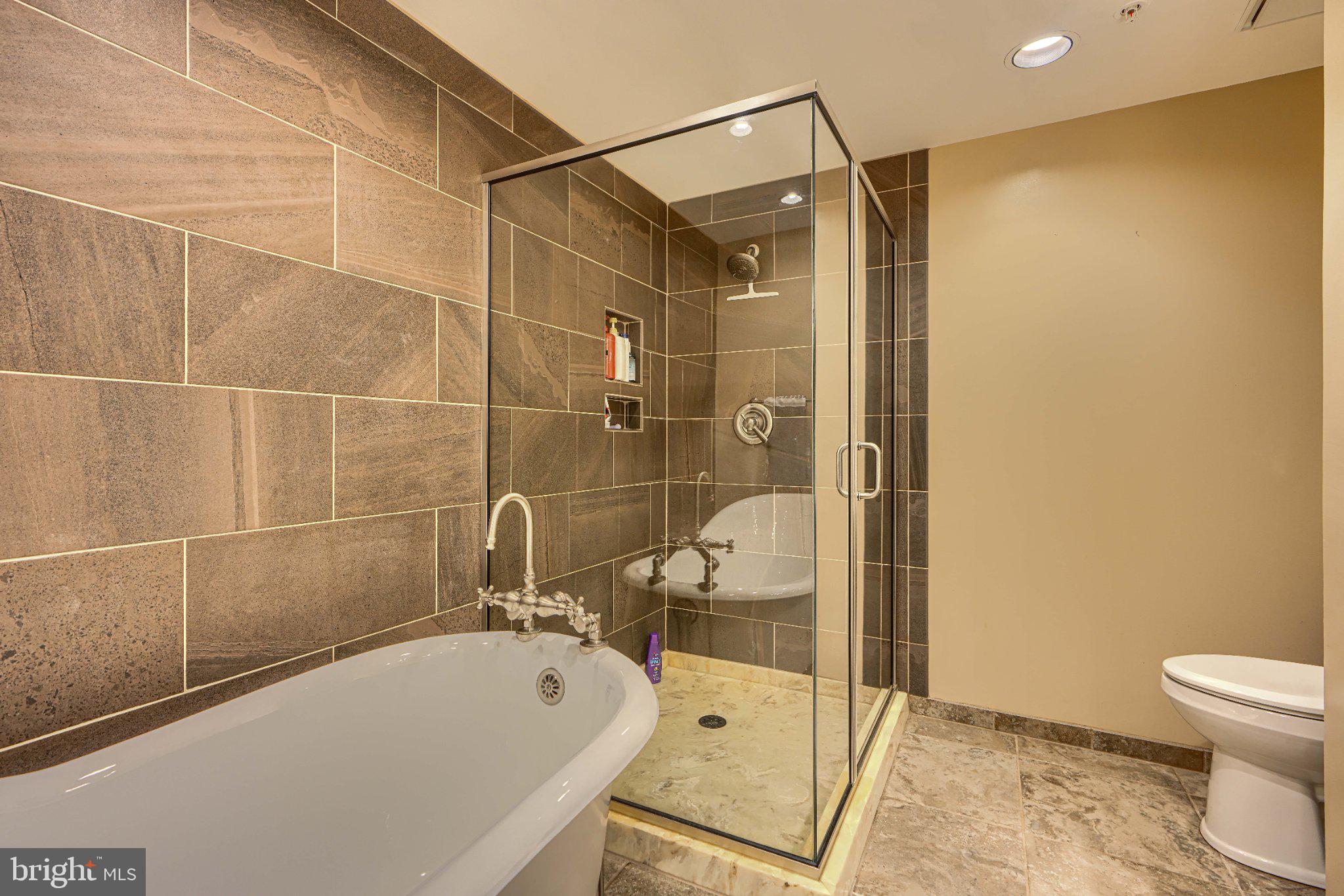 1000 Fell Street, Unit 606 Baltimore, MD 21231 - Photo 34 of 56 Sleek modern bathroom oasis.