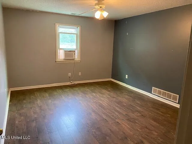 $335,000 | 2850 Jaybird Road, Hernando, MS 38632