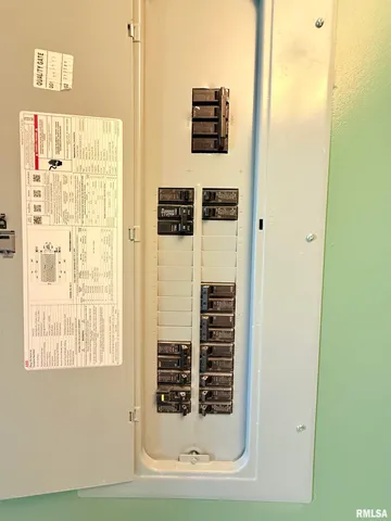 $74,900 | 1523 South McKinley Street, Harrisburg, IL 62946