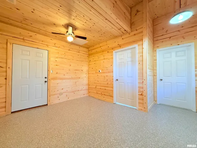 $74,900 | 1523 South McKinley Street, Harrisburg, IL 62946