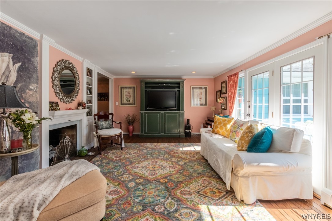 325 North Forest Road Amherst, NY 14221 - Photo 16 of 32