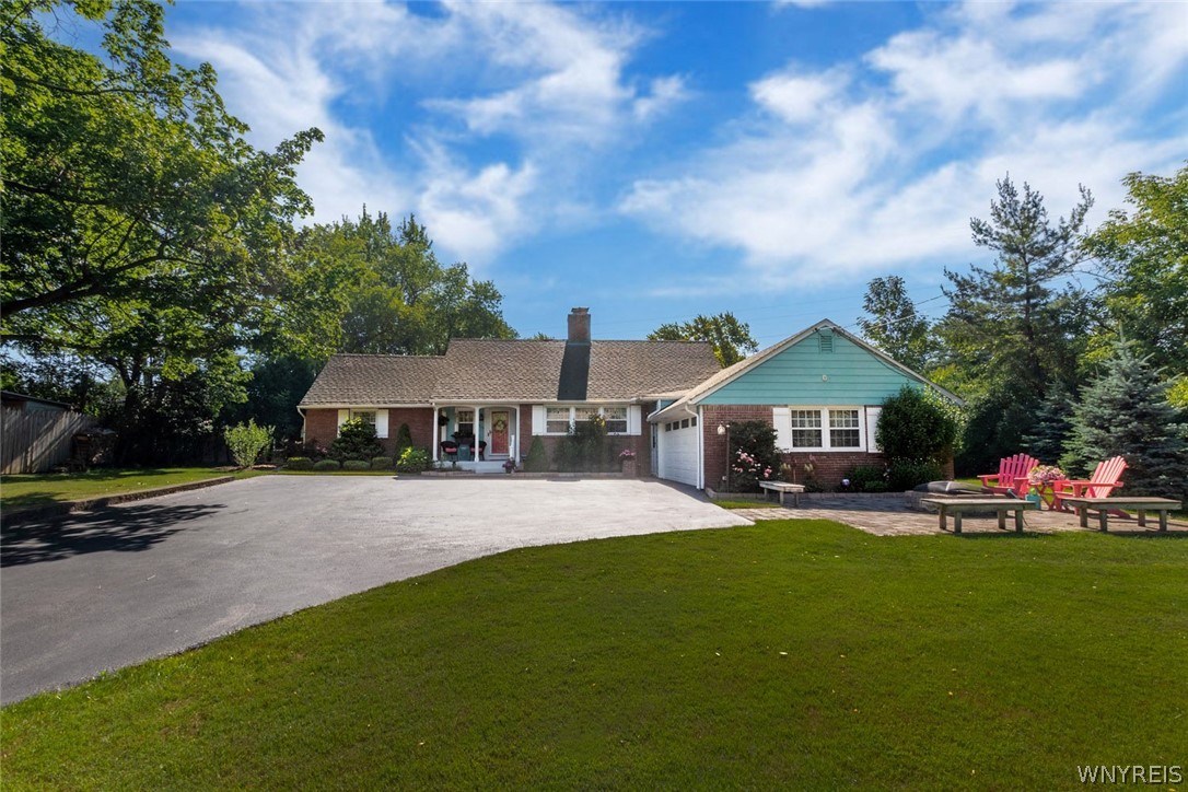 325 North Forest Road Amherst, NY 14221 - Photo 2 of 32