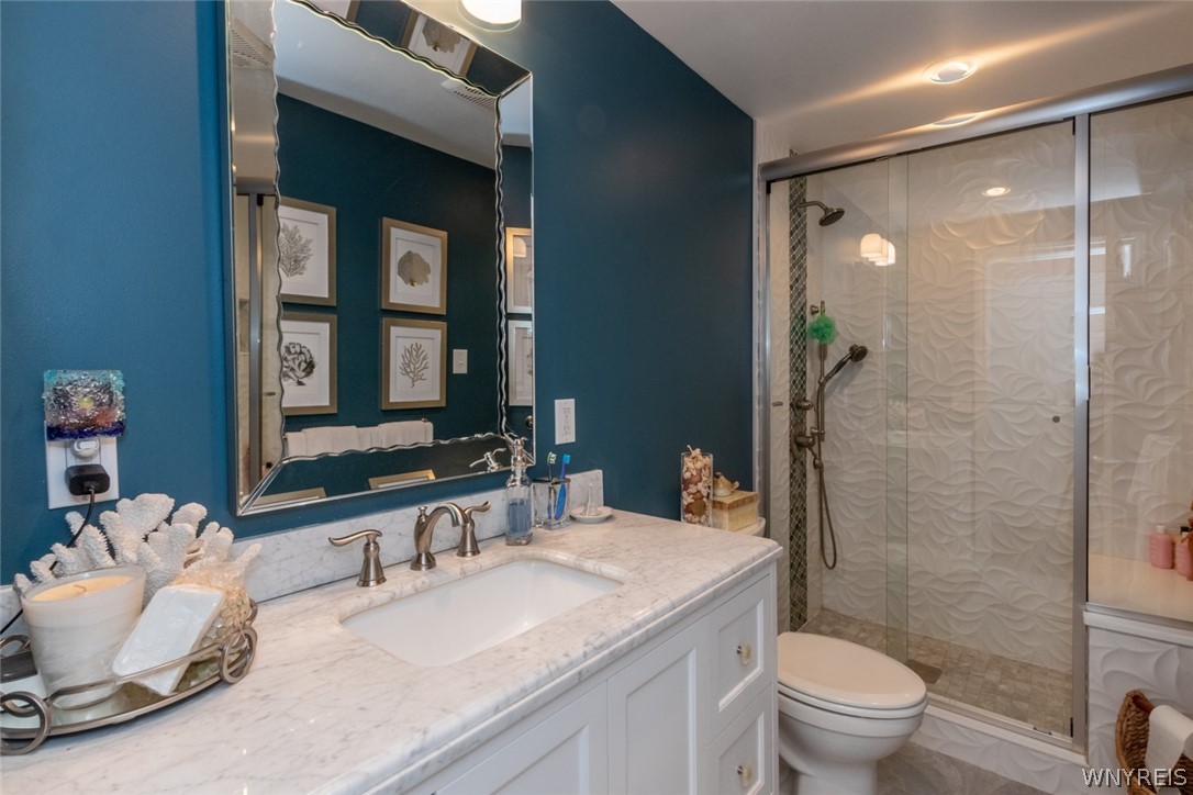 325 North Forest Road Amherst, NY 14221 - Photo 24 of 32