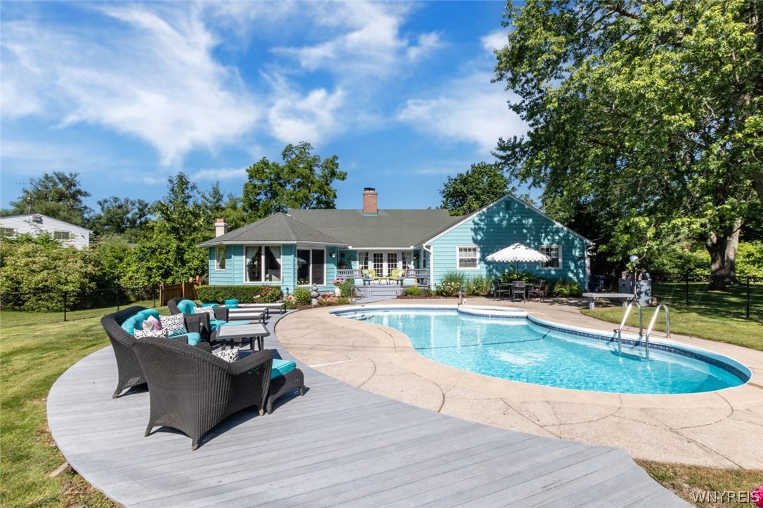 325 North Forest Road Amherst, NY 14221 - Photo 28 of 32