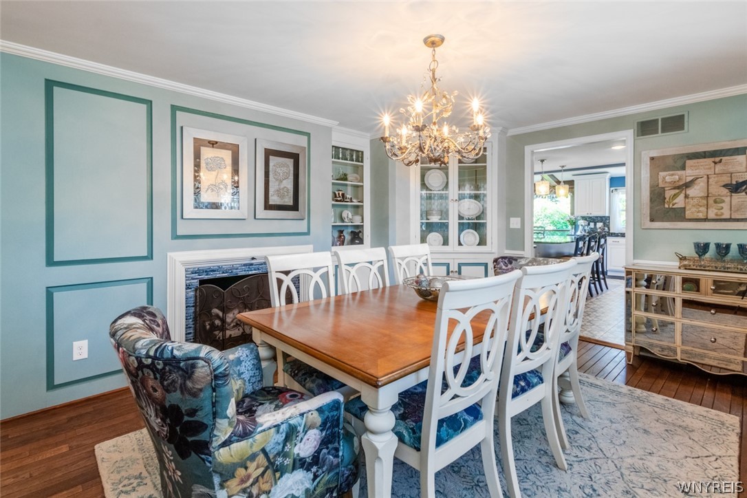 325 North Forest Road Amherst, NY 14221 - Photo 7 of 32