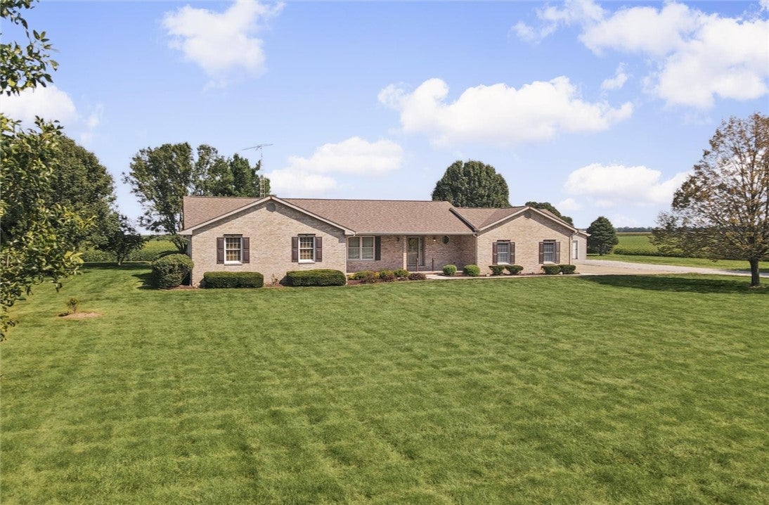 3275 Highway 1 Ridge Farm, IL 61870 - Photo 3 of 40 Gallery Image 3