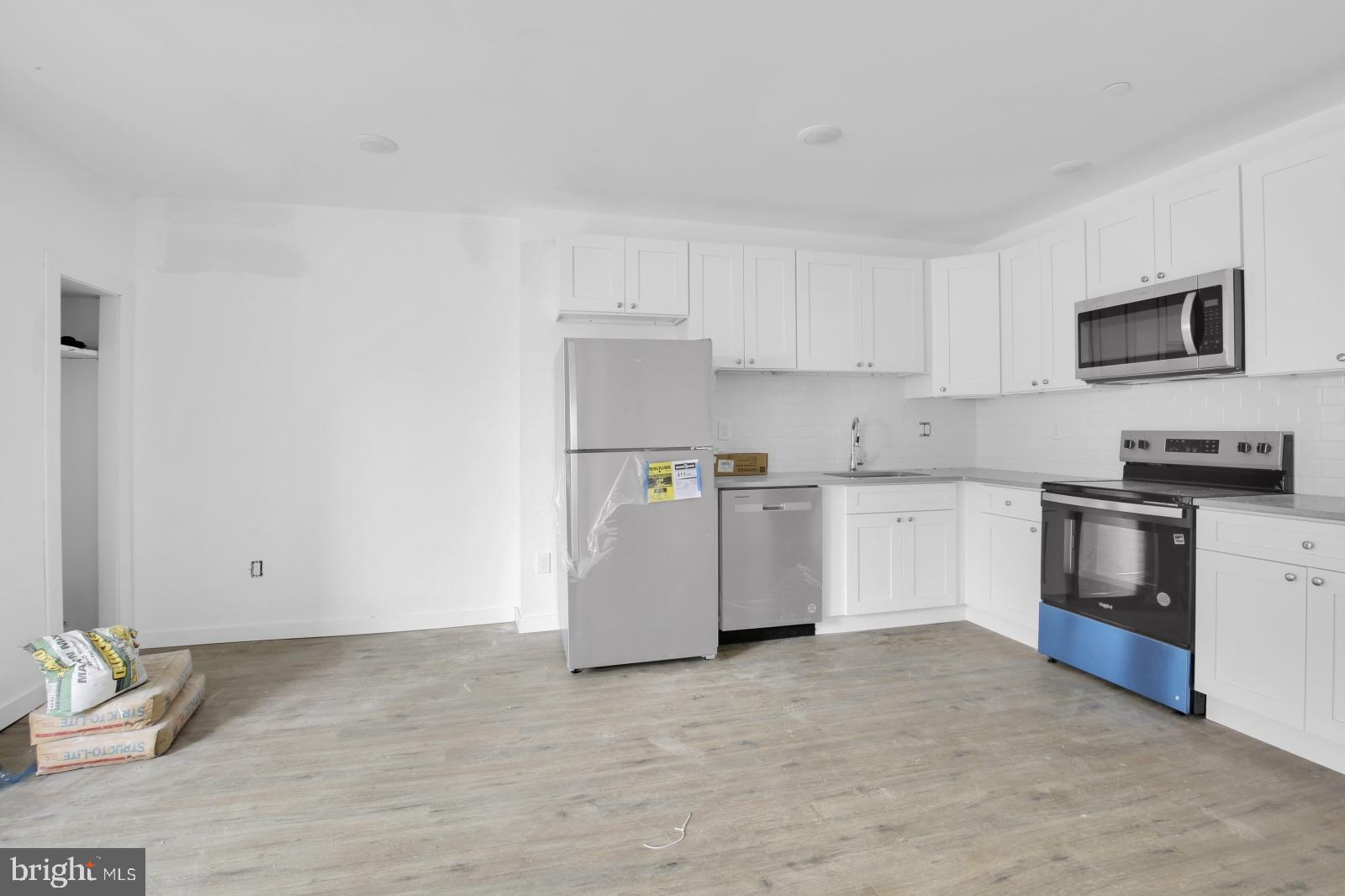 7037 Ridge Avenue, Unit 1B Philadelphia, PA 19128 - Photo 2 of 10