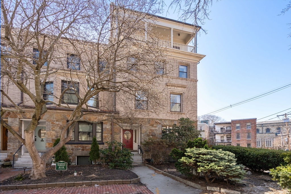 1 Regent Circle, Unit 2 Brookline, MA 02445 - Photo 1 of 21