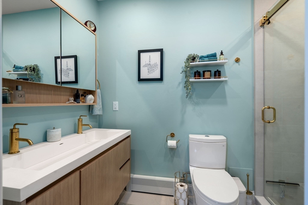 1 Regent Circle, Unit 2 Brookline, MA 02445 - Photo 15 of 21