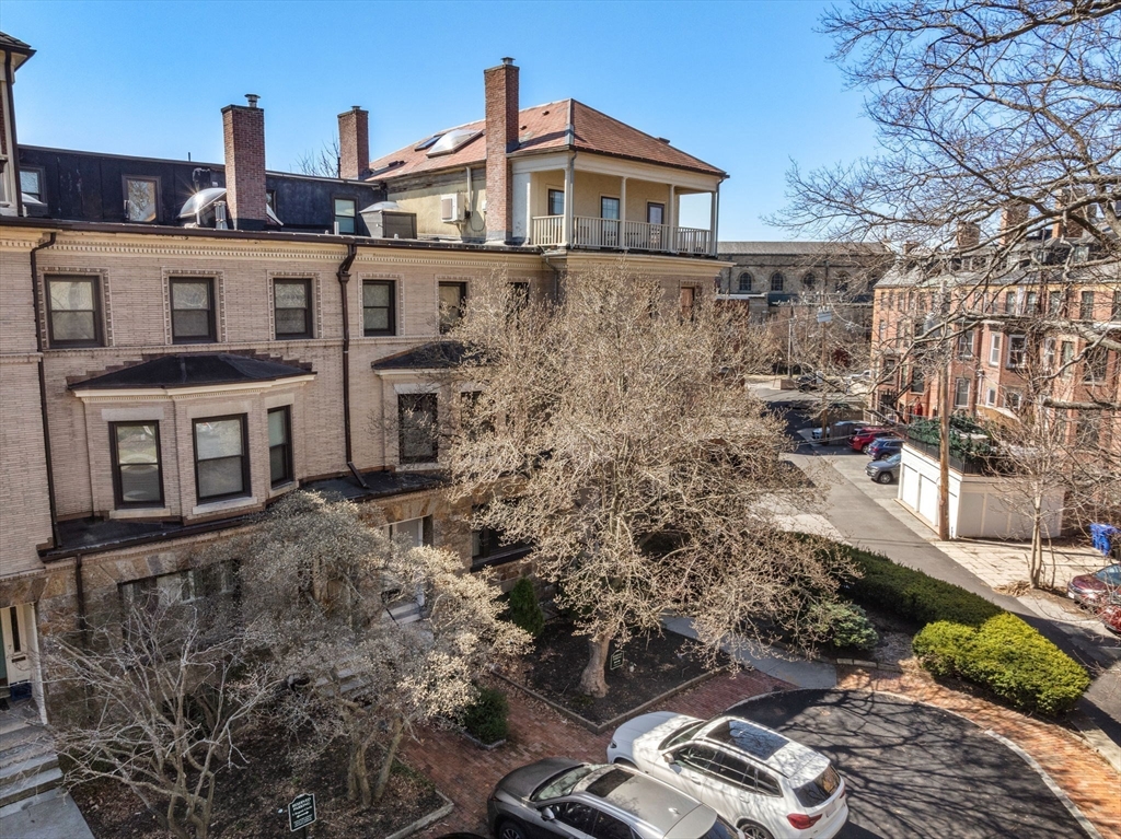 1 Regent Circle, Unit 2 Brookline, MA 02445 - Photo 19 of 21