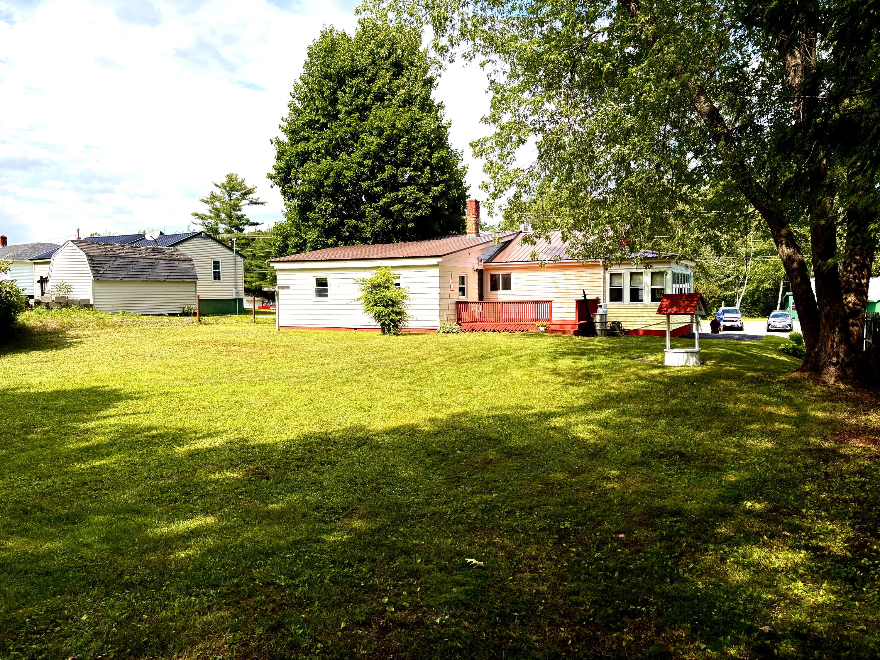 244 Bates Street Millinocket, ME 04462 - Photo 6 of 32 IMG_6592