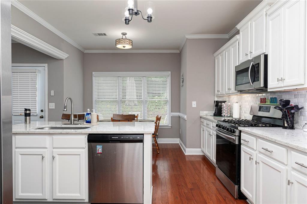 178 Treadstone Lane Dallas, GA 30132 - Photo 10 of 31