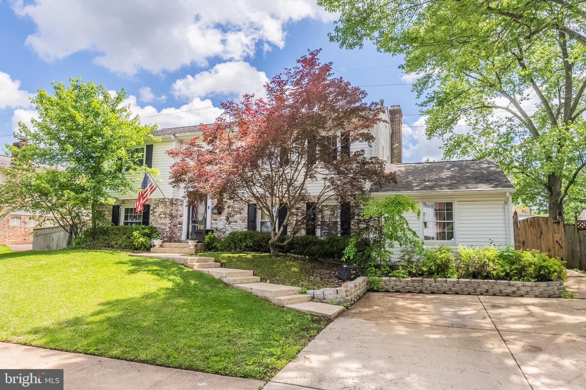 9722 Copeland Drive Manassas, VA 20109 - Photo 3 of 46