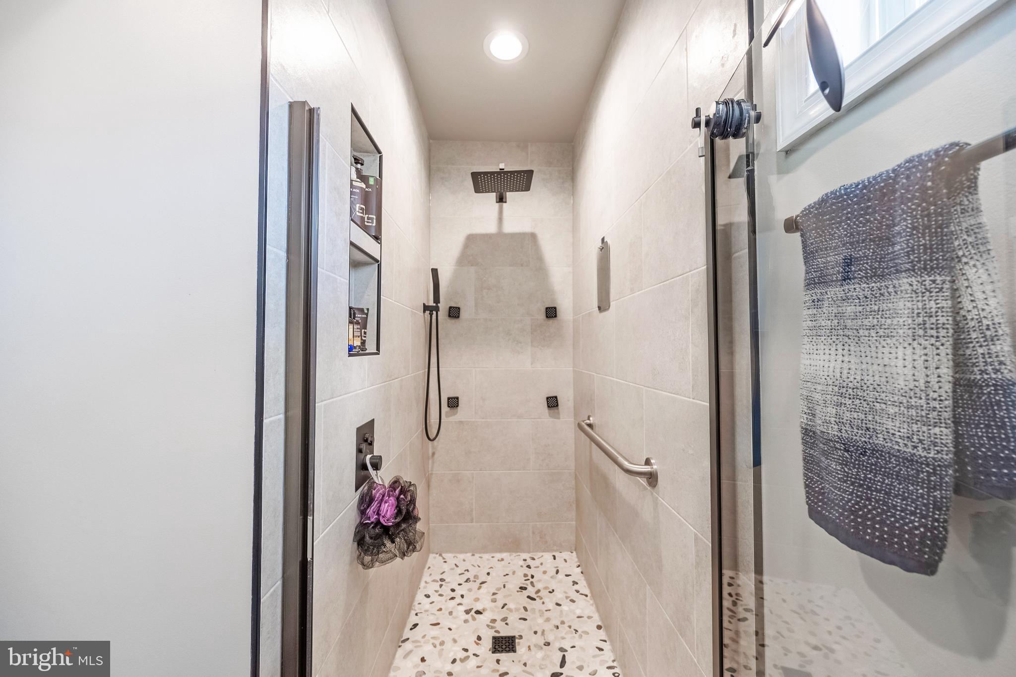 9722 Copeland Drive Manassas, VA 20109 - Photo 46 of 46 a bathroom with a shower