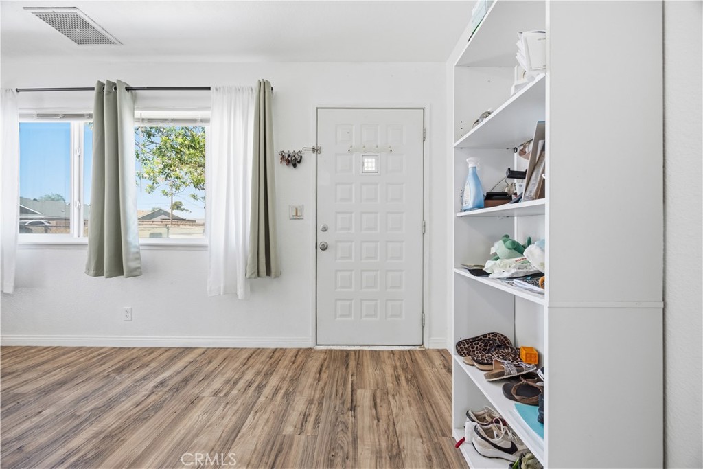 1120 South Yorktown Street Ridgecrest, CA 93555 - Photo 8 of 44