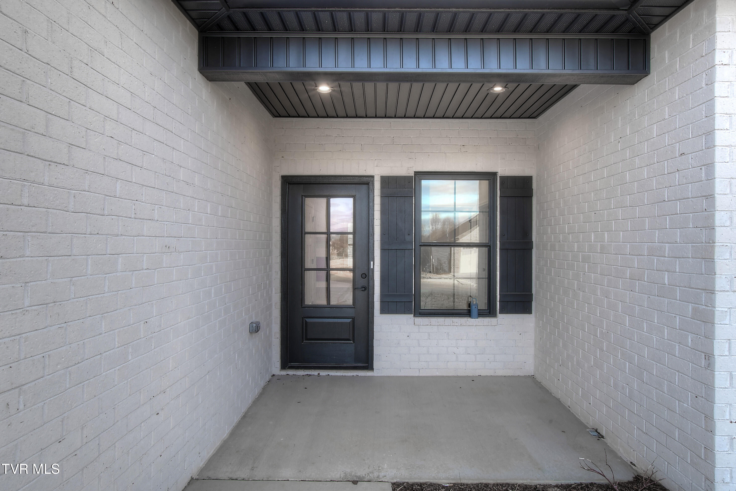 261 Ruby Rose Ridge Jonesborough, TN 37659 - Photo 5 of 35 5